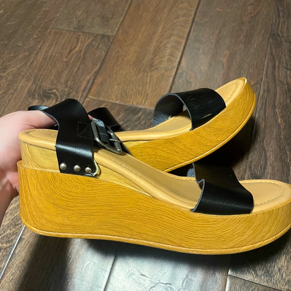 8 1/2 Women’s Sandal Wedges